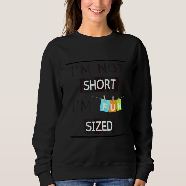 Camiseta Não sou baixa, sou divertidamente pequena Comentár (Frente)