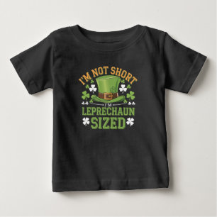 Camiseta Não sou baixo, sou tamanho leprechaun para o St Pa