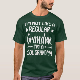 Camiseta Não Sou Como Uma Avó Normal Sou Uma Vovó Legal