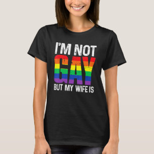 Camiseta Não sou Gay, mas minha esposa é Lgbt Rainbow Weddi