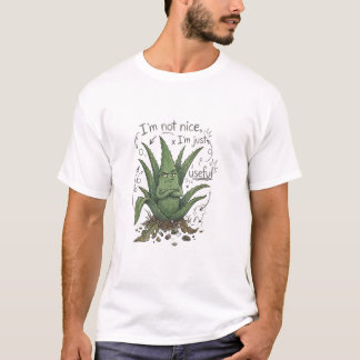 Camiseta Não Sou Simpático, Sou Útil – Humor Divertido de P