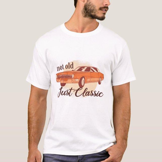 Camiseta Não Velho Apenas Clássico (Frente)