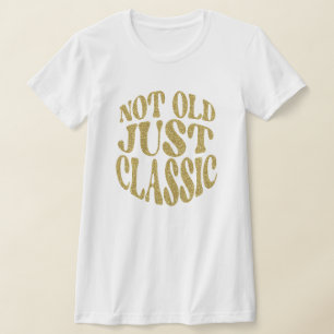 Camiseta Não Velho, Apenas Clássico Leitura Dourada Reltro 