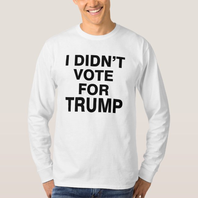 Camiseta Não votou em Trump (Frente)