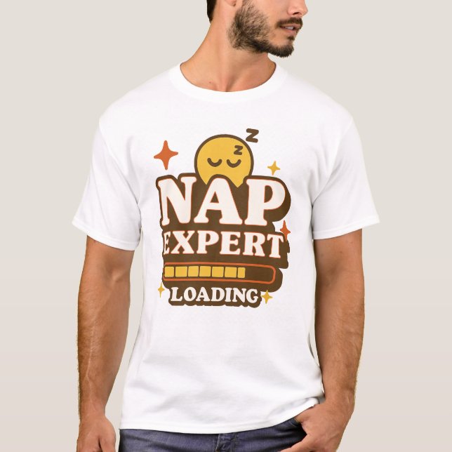 Camiseta Nap Expert Carregando o falso sono (Frente)