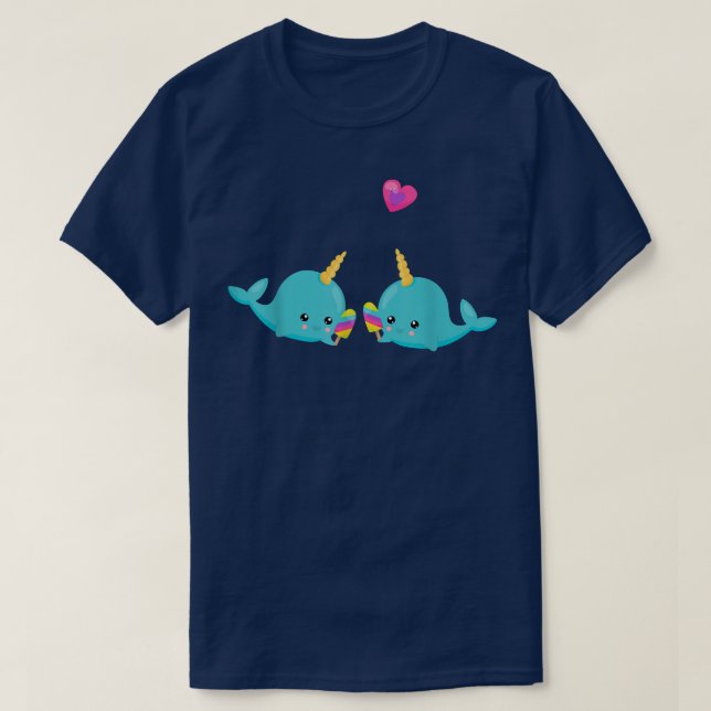 Camiseta Narrais comendo picolé-do-arco-íris Unicórnios de (Frente do Design)