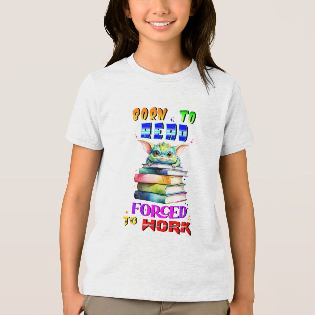 Camiseta Nascer A Ler Forçado A Trabalhar (Frente)
