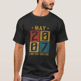 Camiseta Nascer De Aniversário De 15 De Vintage De Maio De 