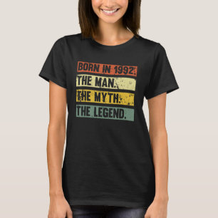 Camiseta Nascer Em 1992, Retro Man Myth Legend Birthday Vin