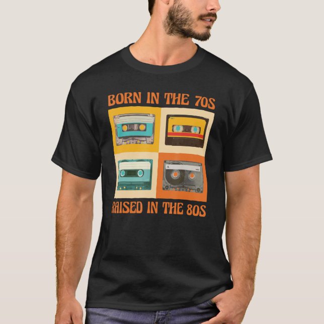 Camiseta Nascer Nos Anos 70 Levantado Nos Anos 80 (Frente)