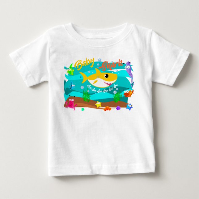 Camiseta Natação do tubarão do bebê no oceano com peixes (Frente)