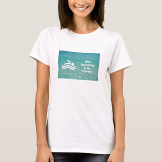 Camiseta Natação Selvagem É Minha Terapia Artística