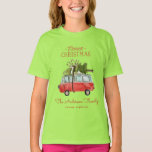 Camiseta natal com...vintage watercolor van<br><div class="desc">Entre no humor festivo com este carro de aquarela divertido e design de árvore de natal. Uma bela mão pintada de carro vermelho e árvore verde dá uma sensação rústica tradicional, que é complementada por uma fonte moderna, moderna e ousada. O texto pode ser personalizado com seu nome de família...</div>