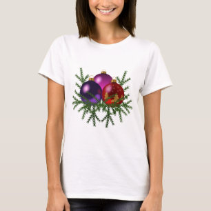 Camiseta Natal - Ornamentos e Pinheiro