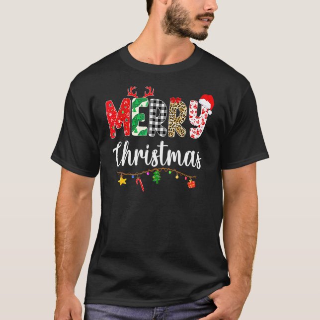 Camiseta Natal Pjamas Leopard Xadrez Vermelha Feliz Christm (Frente)
