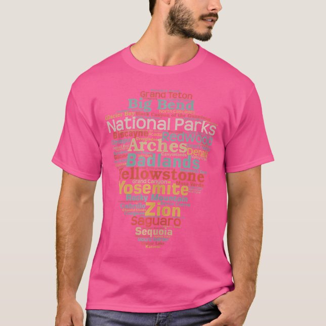 Camiseta National Parks List Word Cloud Camping Hiking (Frente)