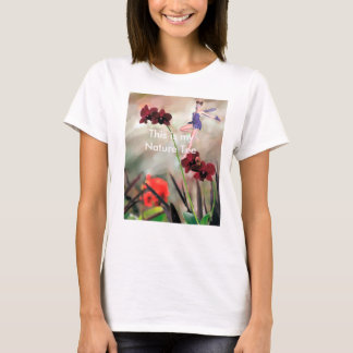 Camiseta natural com fadas e flores