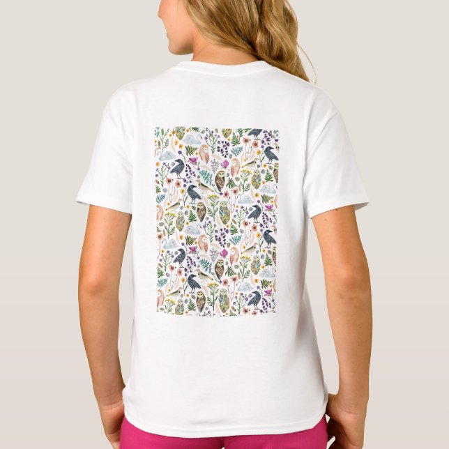 Camiseta Nature-Inspired Botanical Pattern Decorative Throw (Verso)