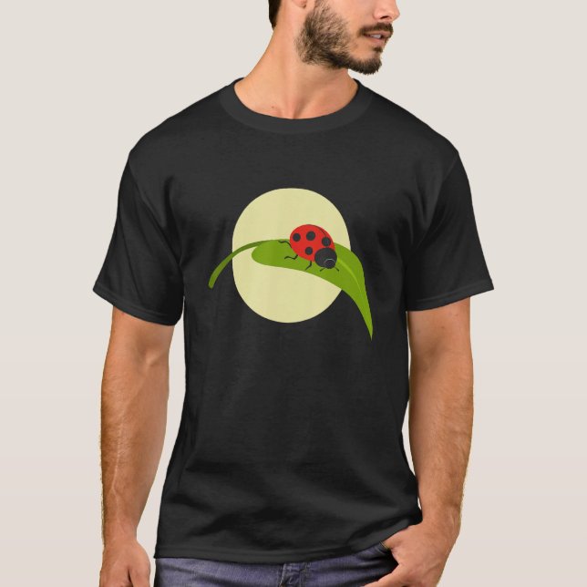 Camiseta Nature Wildlife Flowers Gardening Ladybugs (Frente)