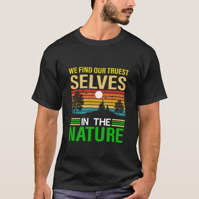 Camiseta Natureza montanhosa vintage com pôr do sol (Frente)