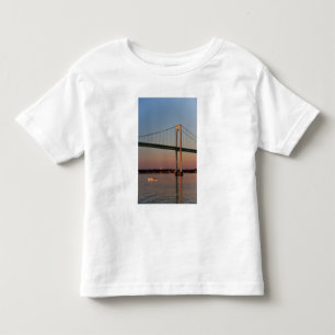 Camiseta Navegando e deixando a Ilha da New Port Road