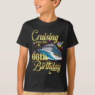 Camiseta Navegando Para o Meu 66º Aniversário Cruzeiro 66 A