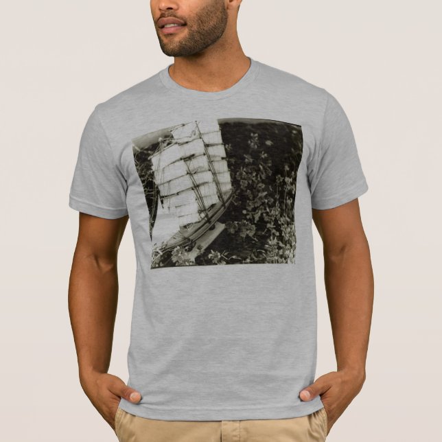 Camiseta Navigação através das ervas daninhas (Frente)