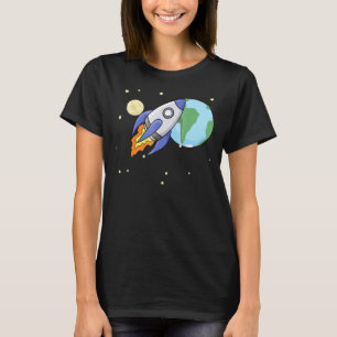 Camiseta Navio De Foguete Voando Através Do Espaço Entre A