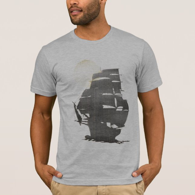 Camiseta Navio de pirata do vintage na névoa (Frente)
