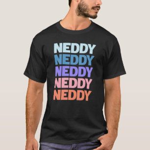 Camiseta Neddy de Texto Repetido Moderno