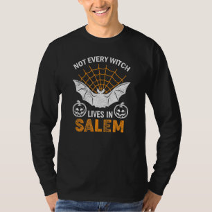 Camiseta Nem Todas As Bruxas Vivem Em Salem Feliz Cicatriz