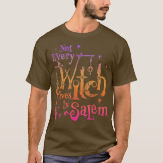 Camiseta Nem todas as bruxas vivem nos julgamentos de Salem