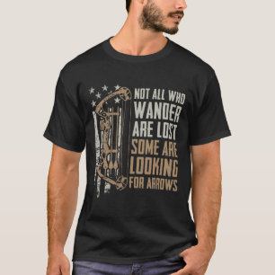 Camiseta Nem Todos Estão Perdidos Alguns Procurando Setas -