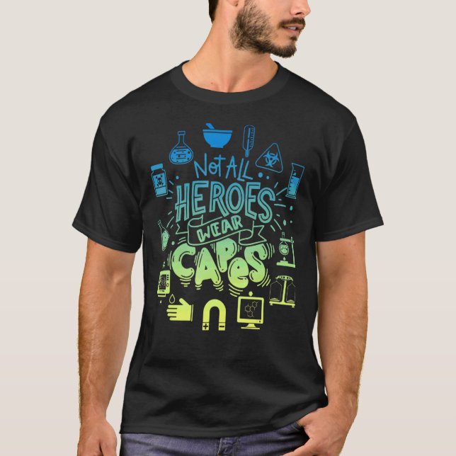 Camiseta Nem Todos Os Heróis Vestem Capes Lab Tech Life Lab (Frente)