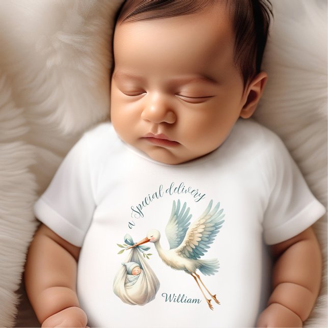Camiseta Neném Menino Nome Blue Storey Delivery (Newborn Baby Boy Name Blue Stork Delivery Baby T-Shirt)