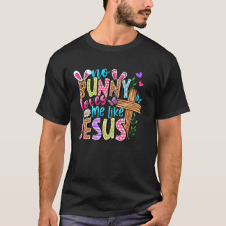 Camiseta Nenhum Coelhinho Me Ama Como Jesus Cruzando O Sabo