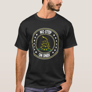 Camiseta Nenhum Passo No Snek Libertário