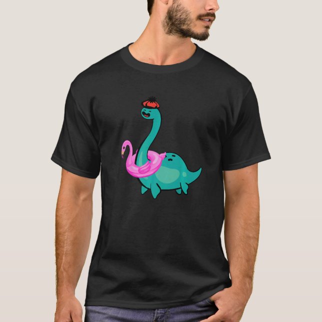 Camiseta Nessie Pink Flamingo Inflatable Loch Ness Monster  (Frente)