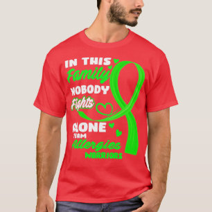 Camiseta Nesta Família Ninguém Luta Sozinha Com Alergias De