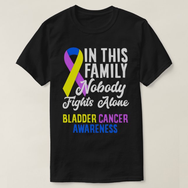 Camiseta Nesta Família Ninguém Luta Sozinho Com O Cancer Da (Frente do Design)