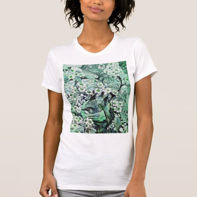 CAMISETA NESTE DE PÁSSAROS, ÁRVORE, FLORES DE PRIMAVERA BRA (Frente)