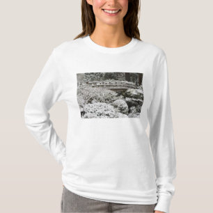 Camiseta Neve no Jardim Japonês de Portland,