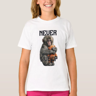 Camiseta Never Give Up - Resilient Baby Monkey with Teddy B