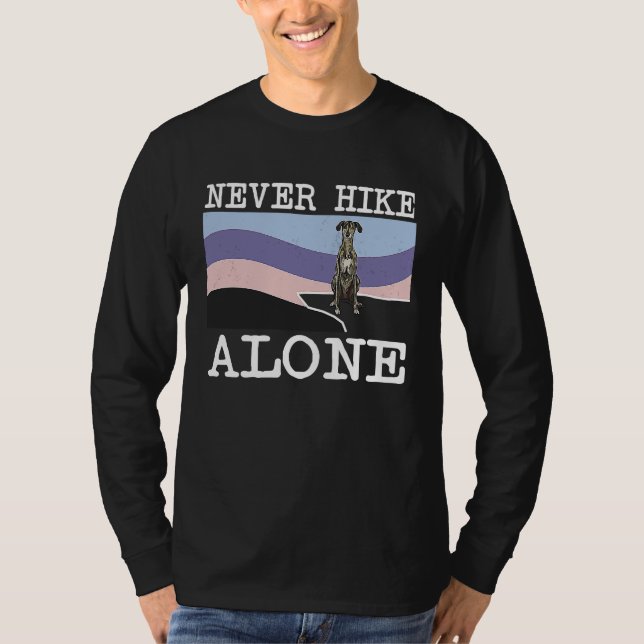 Camiseta Never Hike Alone Sloughi Dog Hiking (Frente)