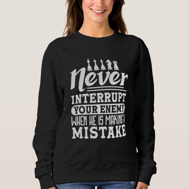 Camiseta Never interrupt Chess player chess club chess (Frente)