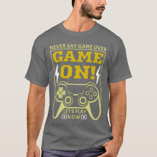 Camiseta Never say game over game on videogame console girl