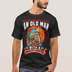 Camiseta Never Underestimate An Old Man Mobility Scooter Fa