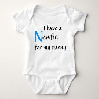 Camiseta Newfie para um baby-sitter