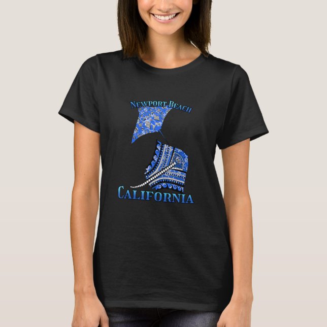 Camiseta Newport Beach California Vacation Tribal Stingray (Frente)