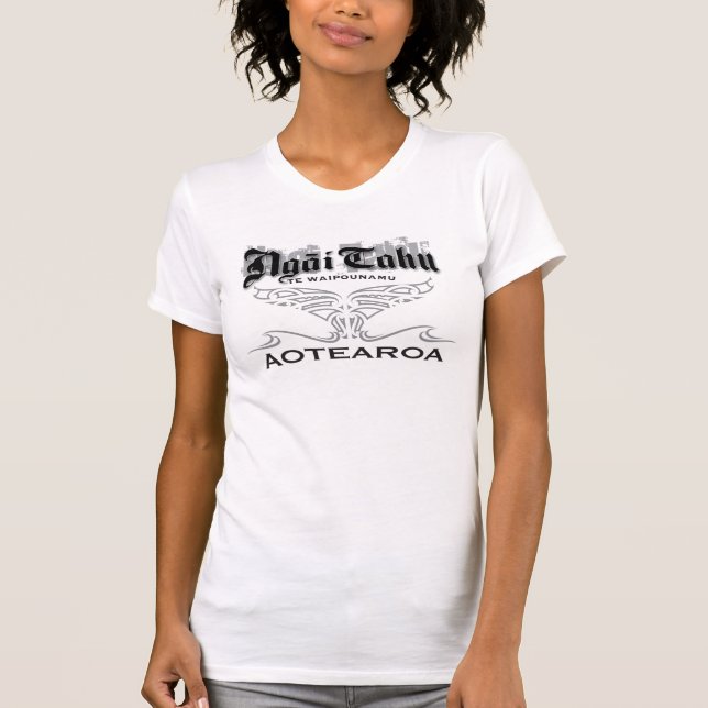 CAMISETA NGAI TAHU WHALE TAIL (Frente)